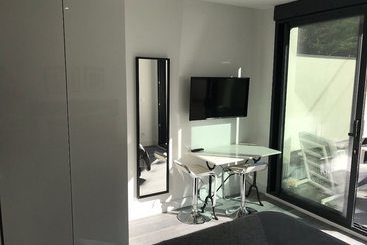 Studio Au Calme Et Indépendant Tassindemilalune