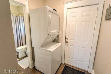 2br Downtown Adventure Pikes Peak Views Ac!