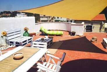 تختخواب و صبحانه La Terrazza Sul Mar Mediterraneo