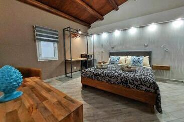 Bed And Breakfast L&p