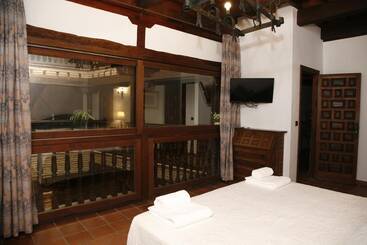 هتل Habitaciones Las Termas