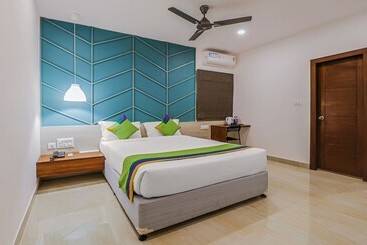 Hotelli Treebo Yc Grand Boutique, Electronic City