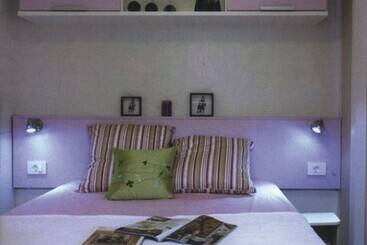 בית מלון כפרי Victoria Mobilehome By Ville Degli Ulivi