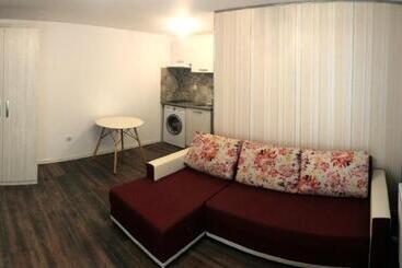 Stanford Aparthotel
