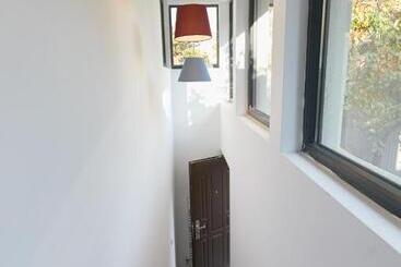 Stanford Aparthotel