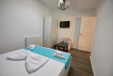 Stanford Aparthotel