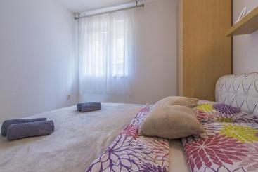 Apartment Cherry 2