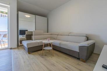 Apartment Vedry