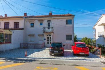 آپارتمانهای توریستها Buneta M