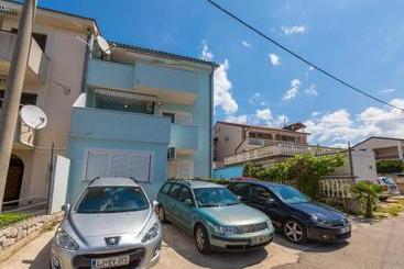 Apartments Frutis