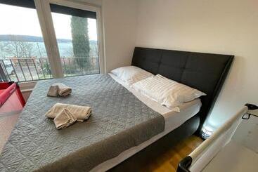 آپارتمان‌های توریست‌ها Apartments Sunny