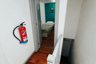By Doors Hostel