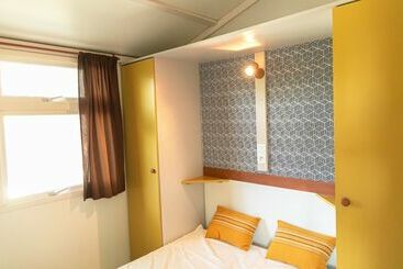 هتل Mobilhome Fréjus Camping Gorge Vent