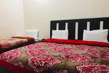 هتل Shree Hari Castle
