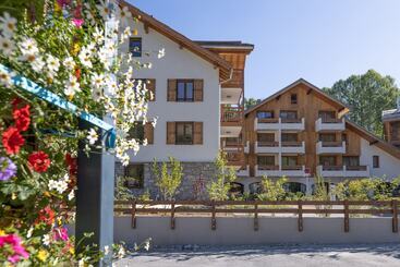 هتل Terresens   Résidence Le Cristal Lodge