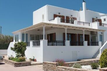 Kalea Luxury Villas