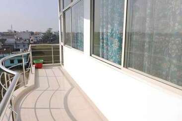 پانسیون Home Inn