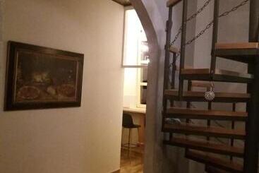 بنسيون Prenoćište Kastel