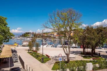 آپارتمانهای توریستها Apartment Dumica