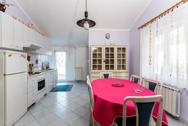 آپارتمانهای توریستها Apartments Finka