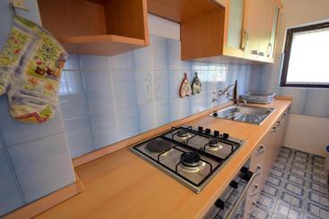 Apartments Petrovic