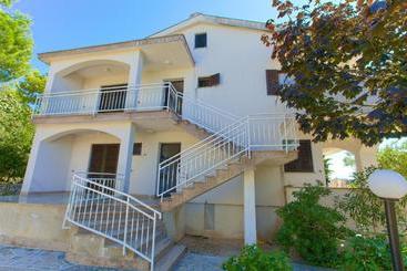 Apartments Vlatko