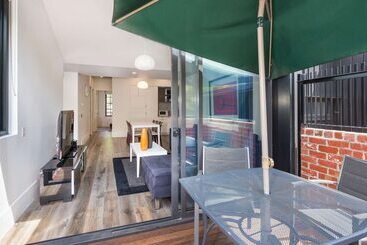 Class, Style And Location In Carlton