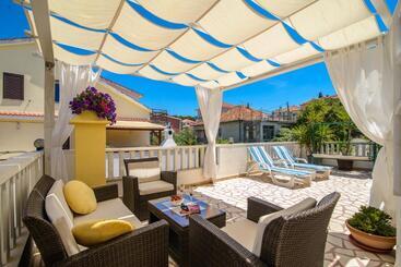 هتل Apartments Kasalo