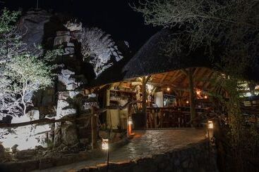هتل Khowarib Lodge