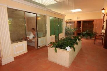 هتل La Palma Jardín Resort