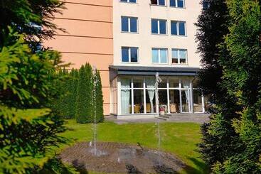 هتل Sp Zoz Sanatorium Uzdrowiskowe Mswia Agat