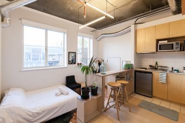Willow, Carlton Studio Apartment