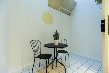 Willow, Carlton Studio Apartment