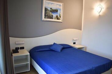 Carlton Hotel Riviera