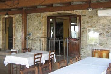 مسافرخانه Agriturismo San Fele
