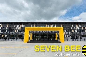 هتل Seven Bee Boutique