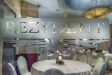هتل Rezydent Resort