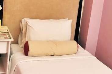 Queen Margarette Hotel   Main