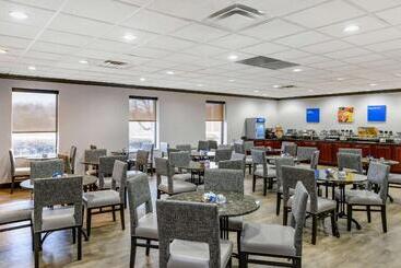 هتل Comfort Inn Monticello Charlottesville