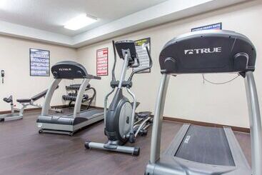 هتل Comfort Inn & Suites Patriots Point