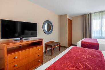 هتل Comfort Suites North Dallas