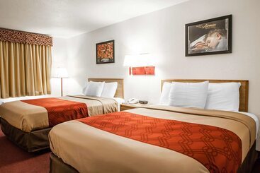 酒店 Econo Lodge Truman Inn