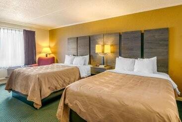 호텔 Quality Inn