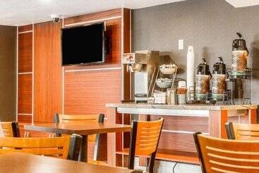 هتل Quality Inn Sacramento Convention Center