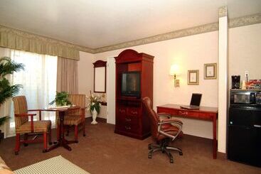 هتل Quality Inn Santa Clara Convention Center