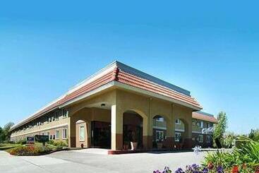 هتل Quality Inn Santa Clara Convention Center