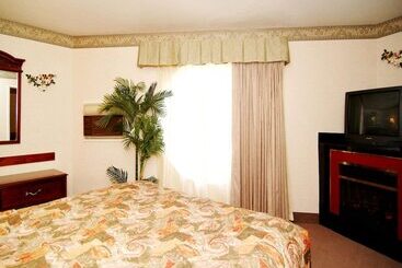 هتل Quality Inn Santa Clara Convention Center