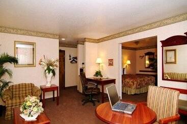 هتل Quality Inn Santa Clara Convention Center