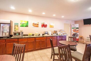 هتل Quality Inn & Suites Vancouver   Hazel Dell
