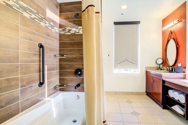 هتل The Emily Morgan San Antonio   A Doubletree By Hilton